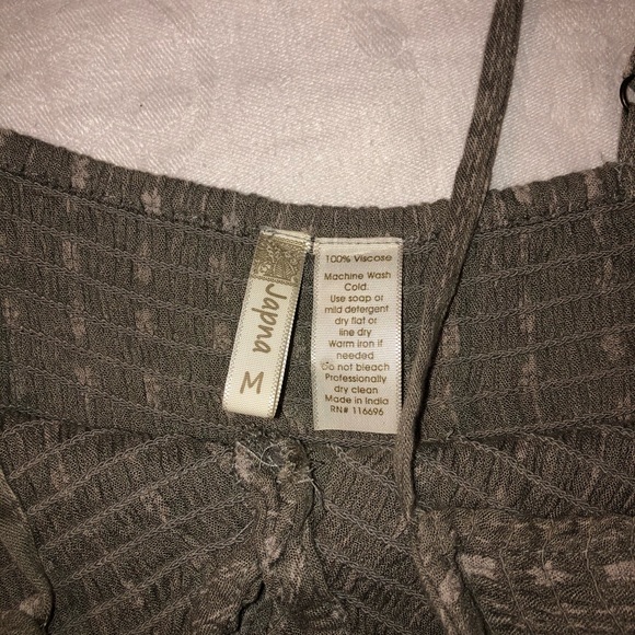 Dress - Picture 4 of 4